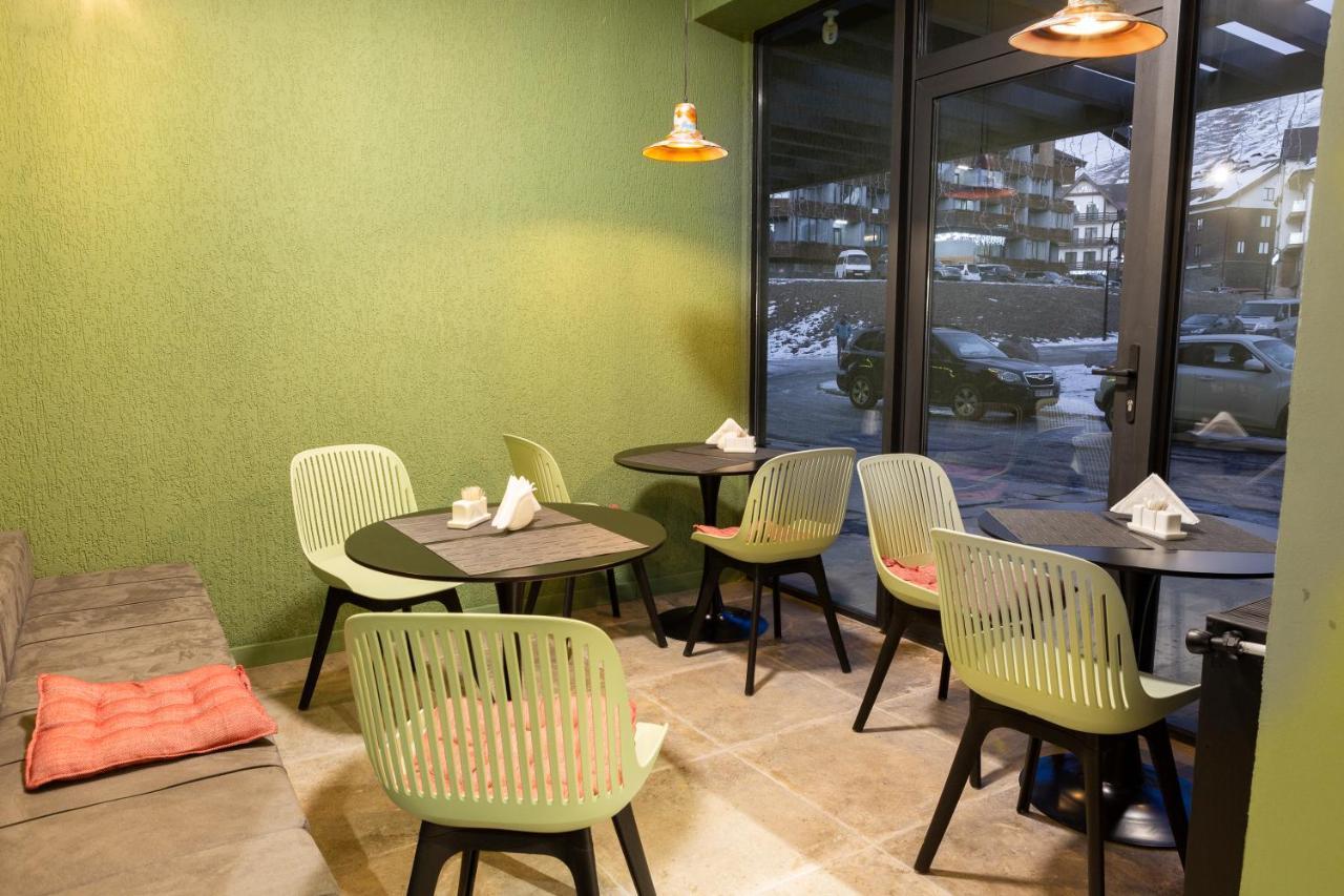 Crystal Deluxe, Four Seasons F2, New Gudauriアパートメント エクステリア 写真