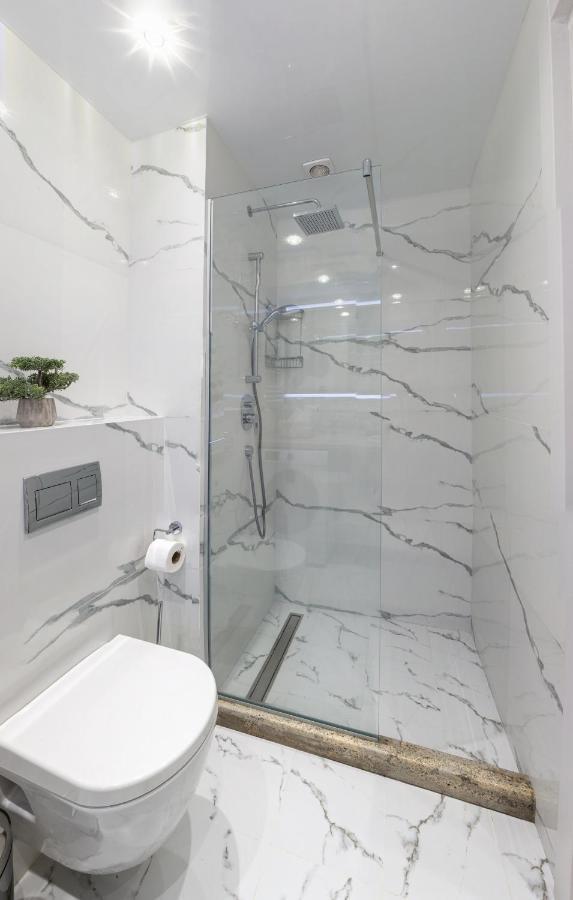 Crystal Deluxe, Four Seasons F2, New Gudauriアパートメント エクステリア 写真